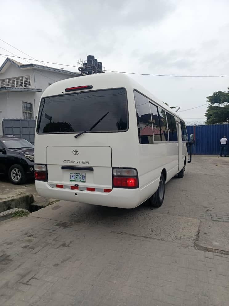 2018 Toyota Coaster available for hire in Lagos, photograph 2