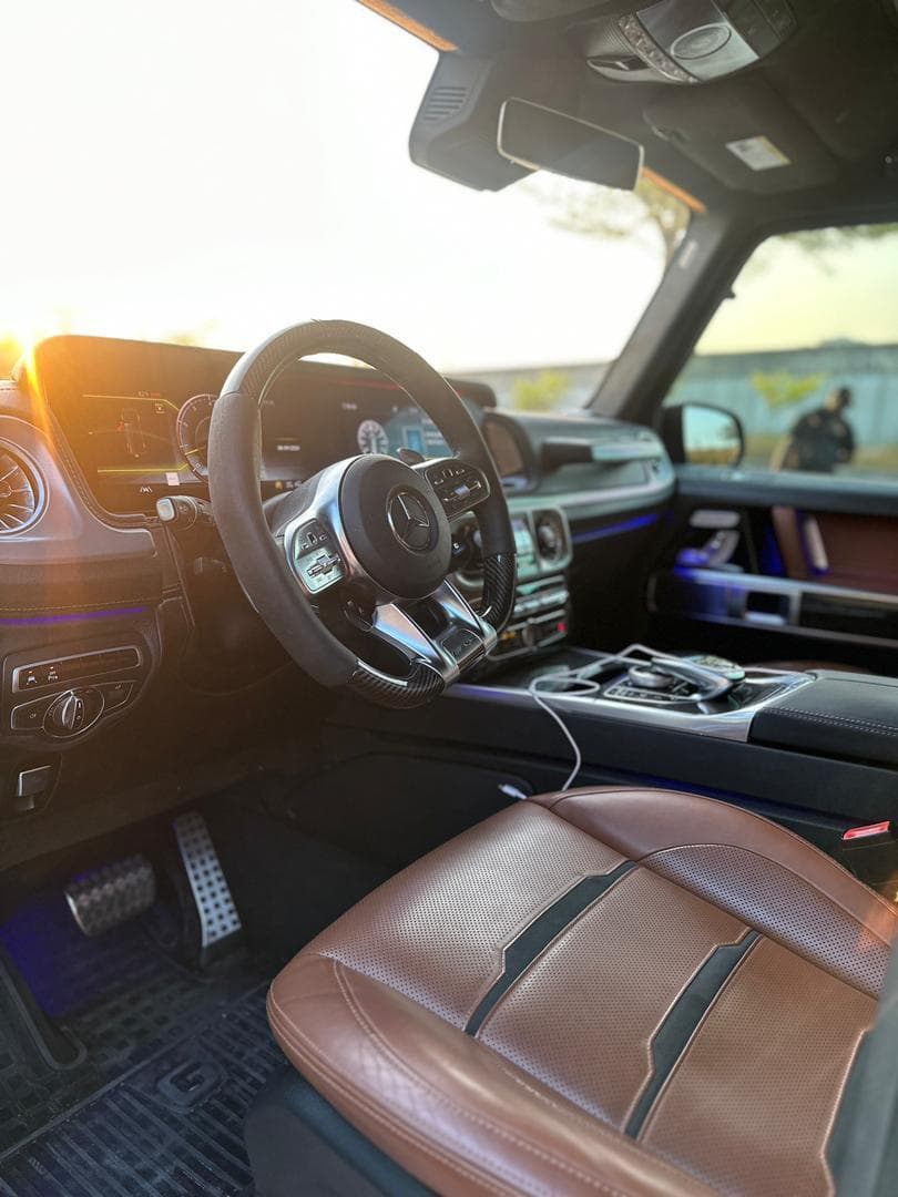 2017 Mercedes-Benz G-Class (G-Wagon) available for hire in Lagos, photograph 2