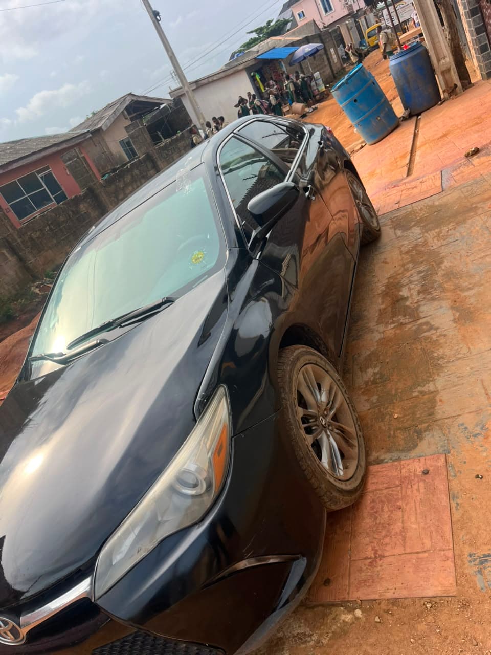 2016 Toyota Camry available for hire in Lagos, photograph 5