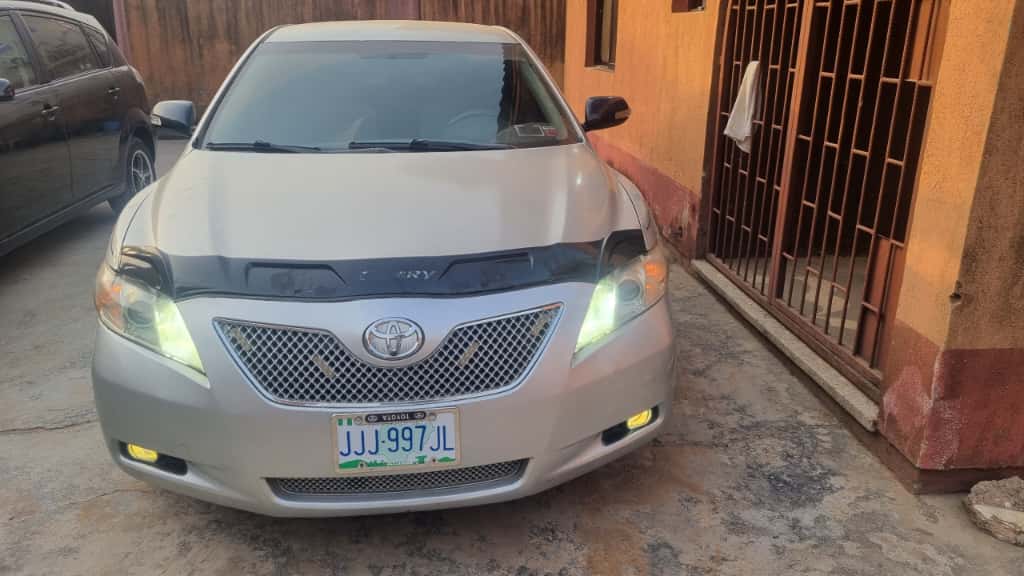2008 Toyota Camry 2008 available for hire in Lagos