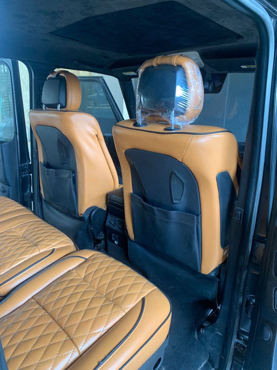2012 Mercedes-Benz G-Class (G-Wagon) available for hire in Lagos, photograph 4